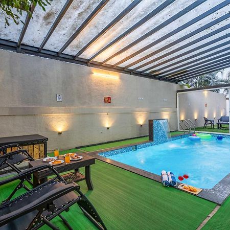 Serenity Meadows With Pool By Veo - Part Of Stayvista Nashik Eksteriør billede