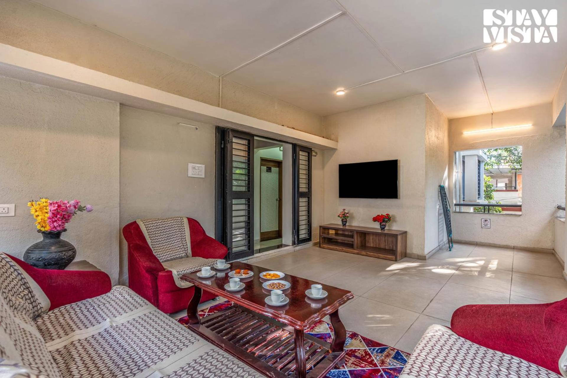 Serenity Meadows With Pool By Veo - Part Of Stayvista Nashik Eksteriør billede